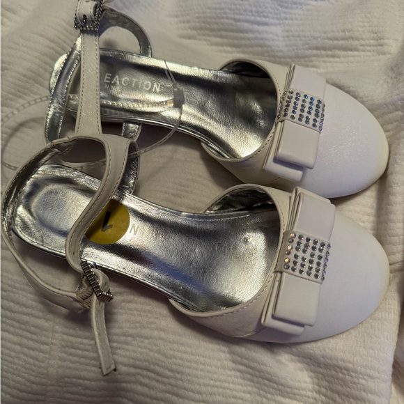 kenneth cole reaction youth heels white size 1 new - Picture 1 of 7